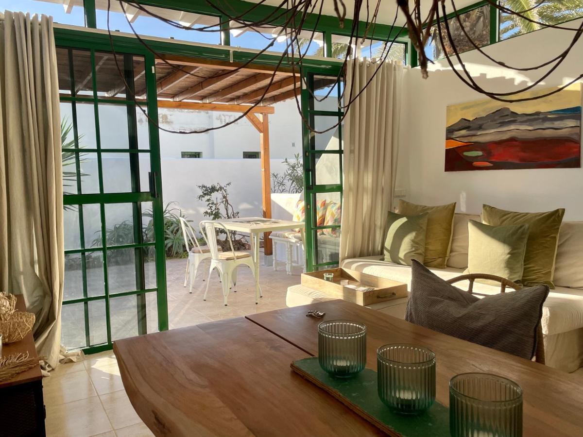 Casa Marahoba - Relax At Pool And Beach Playa Blanca  Exterior photo